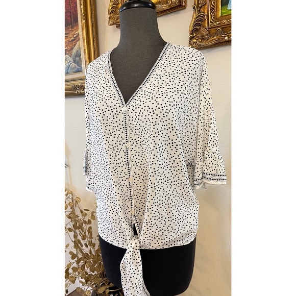 Max Studio women dot blouse Size M - Picture 2 of 6